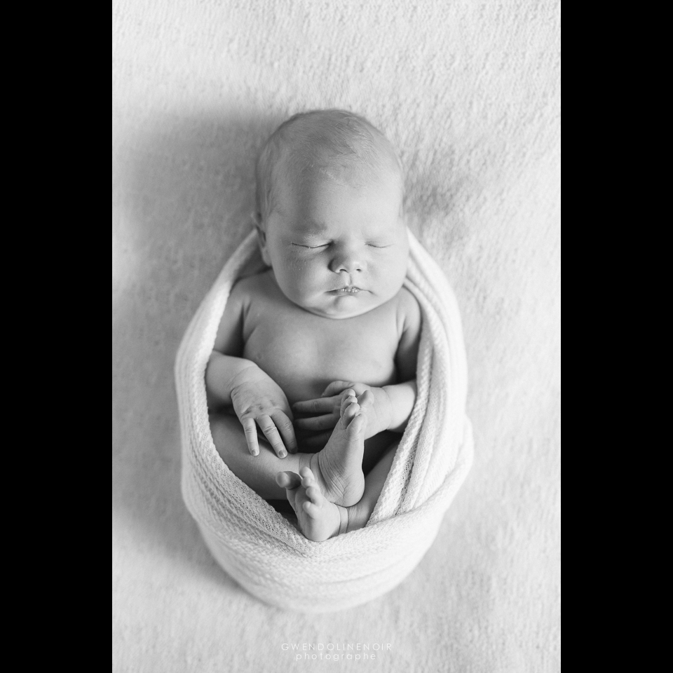 Photographe nouveau-ne bebe Lyon naissance seance photo nourrisson grossesse maternite-4
