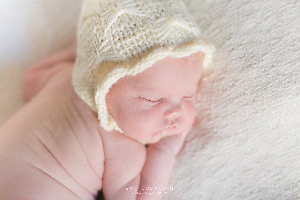 Photographe nouveau-ne bebe Lyon naissance seance photo nourrisson grossesse maternite-9