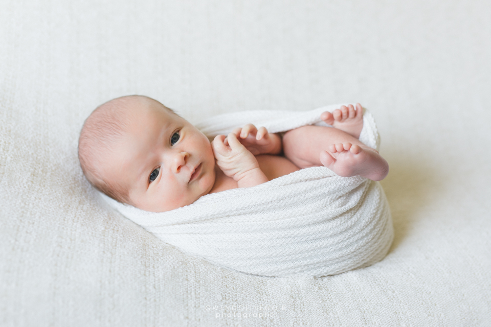 Photographe nouveau-ne bebe nourrisson naissance Lyon seance photo maternite grossesse-2