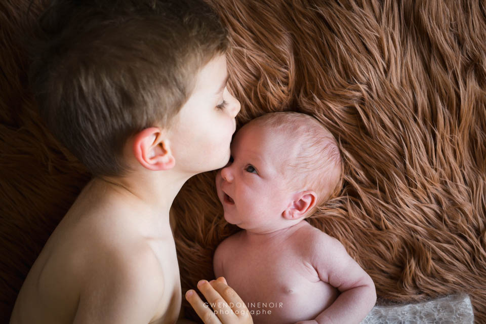 Photographe bebe nouveau-ne naissance lyon maternite grossesse seance photo nourrisson-12