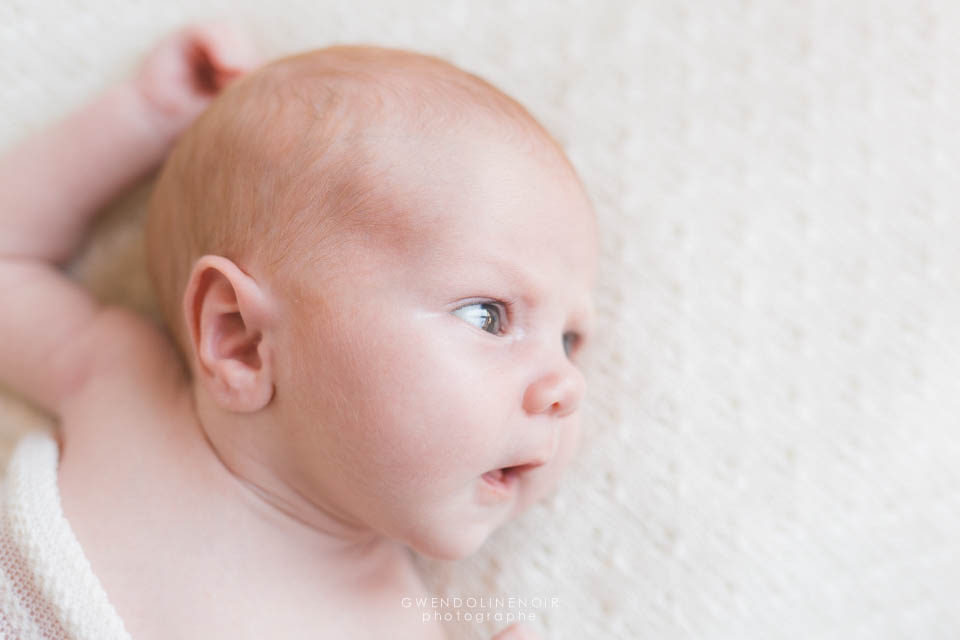 Photographe bebe nouveau-ne naissance lyon maternite grossesse seance photo nourrisson-2
