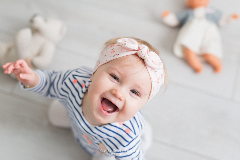 Photographe nouveau ne bebe Lyon seance photo nourrisson naissance smash the cake anniversaire-2