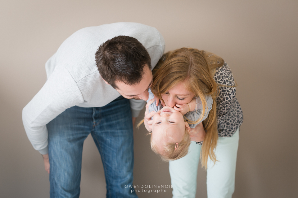 Photographe nouveau ne bebe Lyon seance photo nourrisson naissance smash the cake anniversaire-21