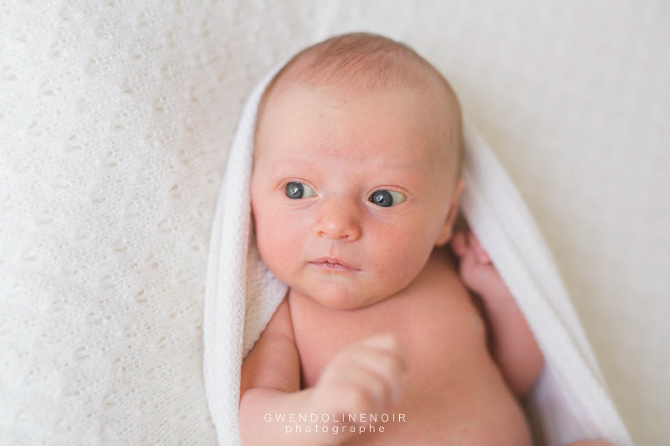 Photographe bebe nouveau-ne nourrisson Lyon seance photo naissance maternite grossesse-2
