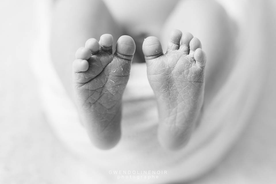 Photographe bebe nouveau-ne nourrisson Lyon seance photo naissance maternite grossesse-3
