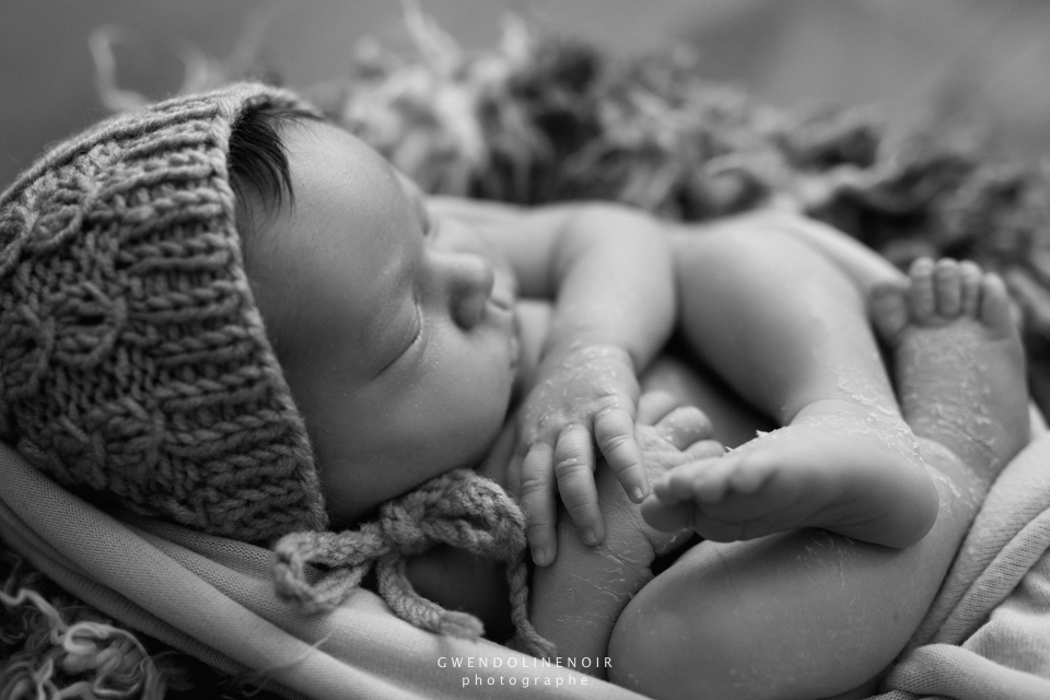 photographe-nouveau-ne-nourrisson-naissance-bebe-lyon-famille-enfant-10