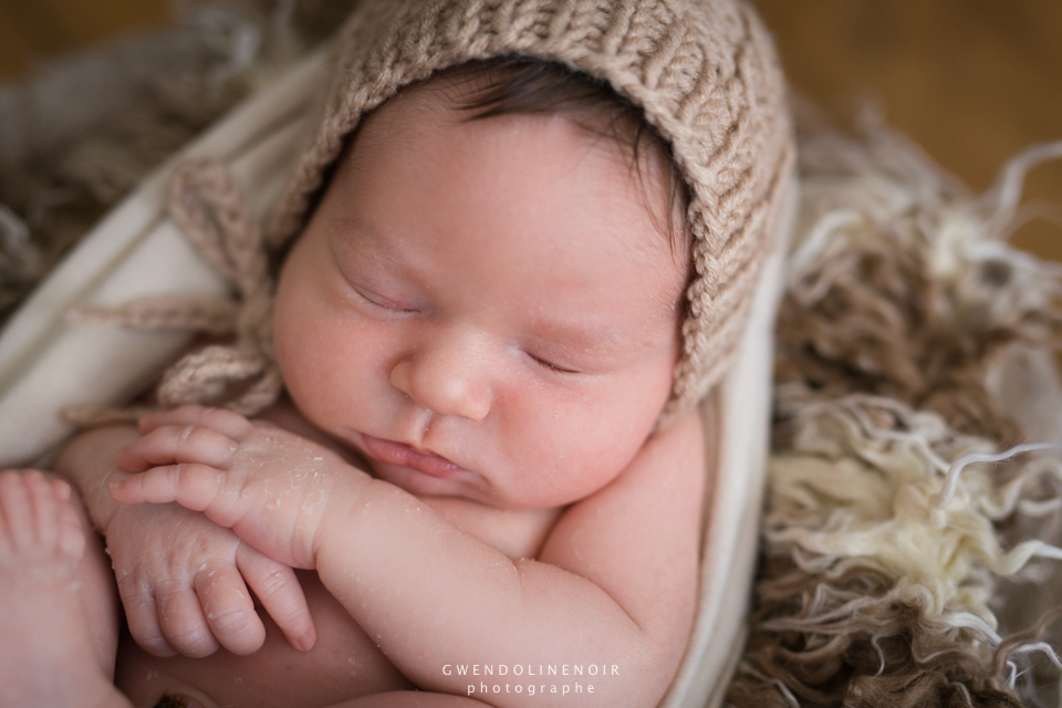 photographe-nouveau-ne-nourrisson-naissance-bebe-lyon-famille-enfant-11