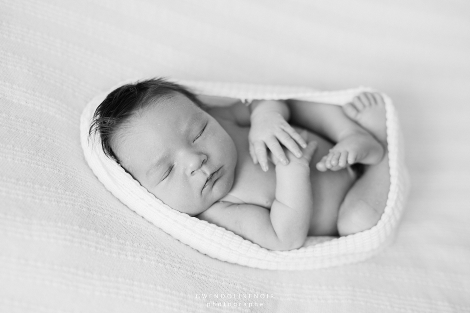 photographe-nouveau-ne-nourrisson-naissance-bebe-lyon-famille-enfant-2