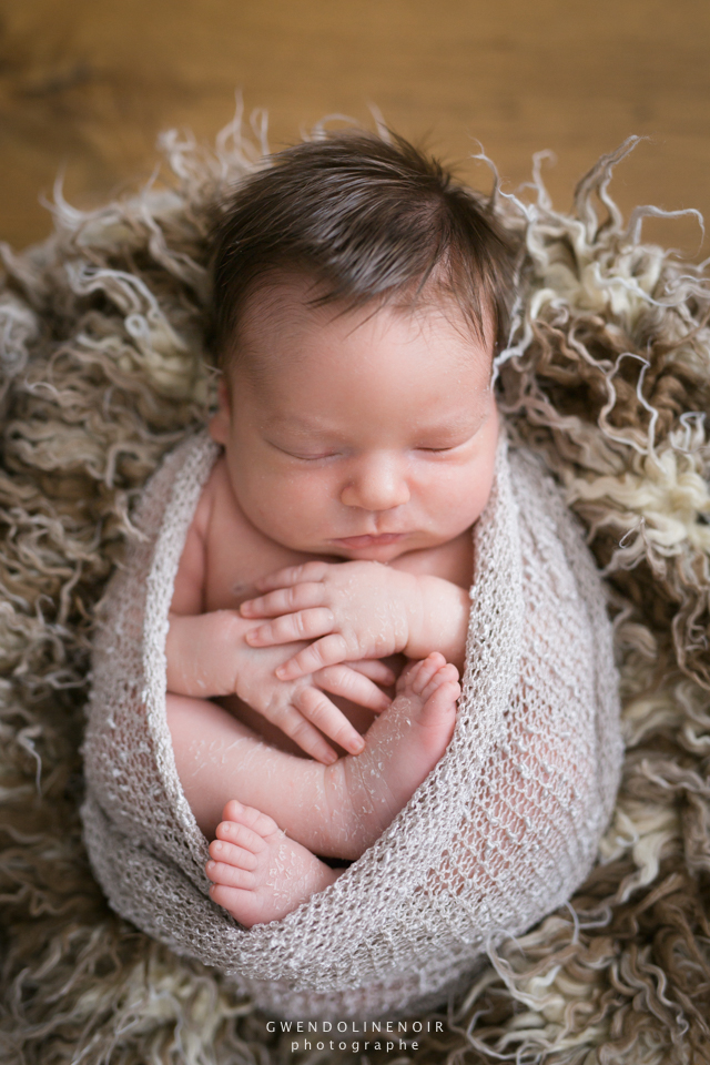 photographe-nouveau-ne-nourrisson-naissance-bebe-lyon-famille-enfant-9