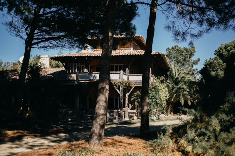 Photographe mariage reportage destination wedding photographer Cap Ferret Bartherotte Gironde Bordeaux mer sable plage mariee-13