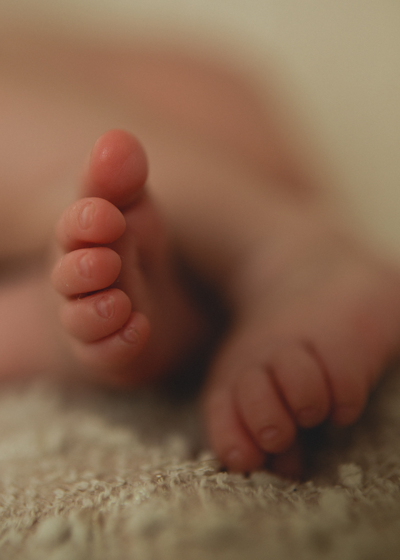 Photographe nouveau-ne bebe newborn posing session baby Lyon art naissance-2
