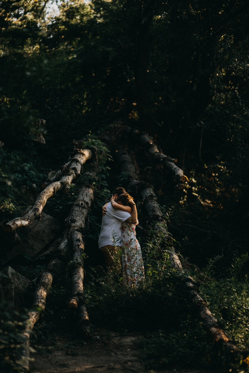 Photographe mariage reportage love session photo seance engagement wedding amour lumiere nature moody-26